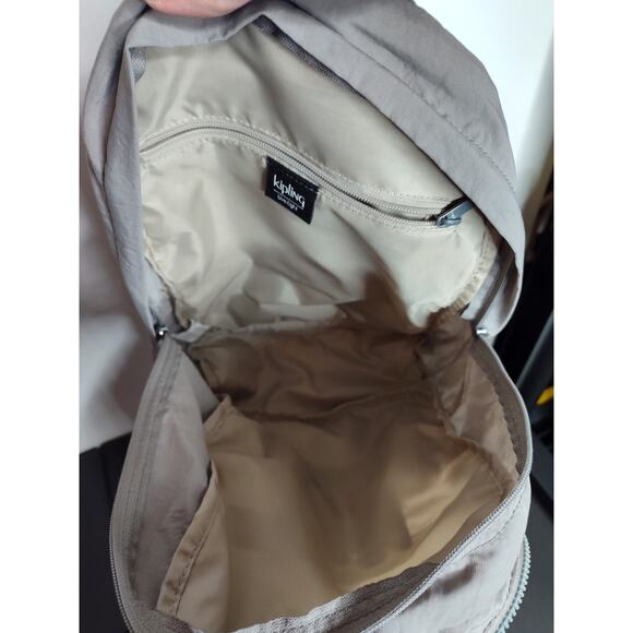 Kipling Challenger Live.Light backpack in grey no charm - Picture 6 of 13